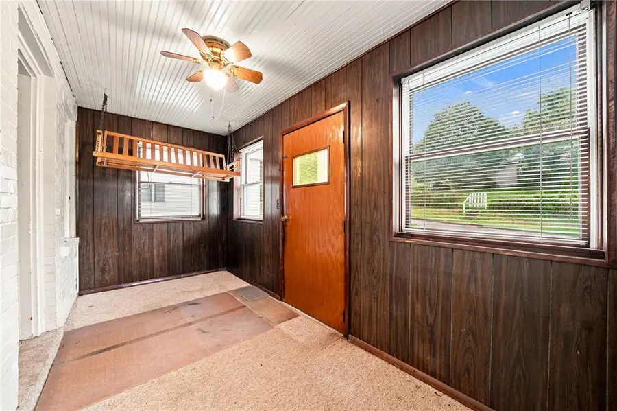 601 Highland Avenue, Jeannette, PA 15644 - #3