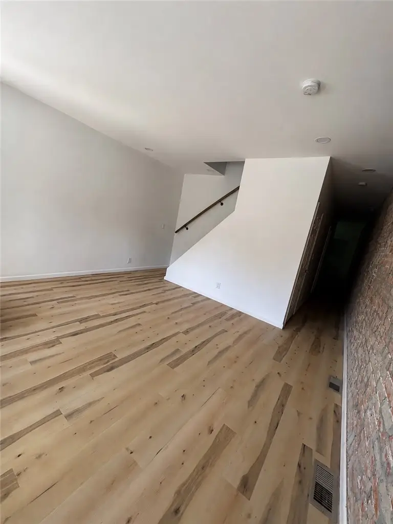 2321 Centre Ave, Pittsburgh, PA 15219 - #2