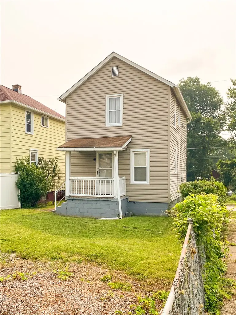 301 Wykes St, Aliquippa, PA 15001 - #3