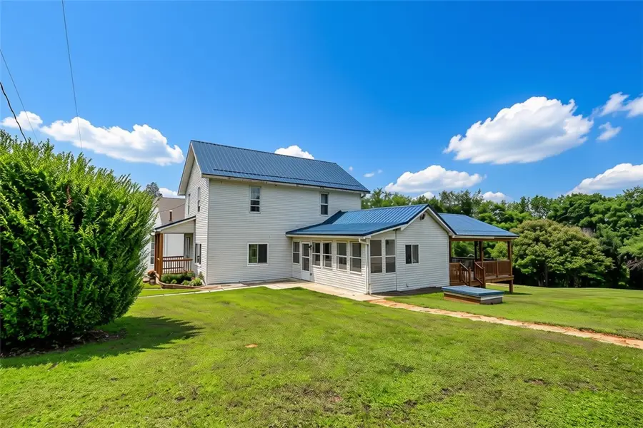 145 Mill St, Howard, PA 15752 - #2