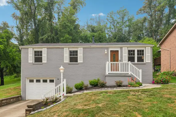 520 Invicta Drive, Pittsburgh, PA 15235