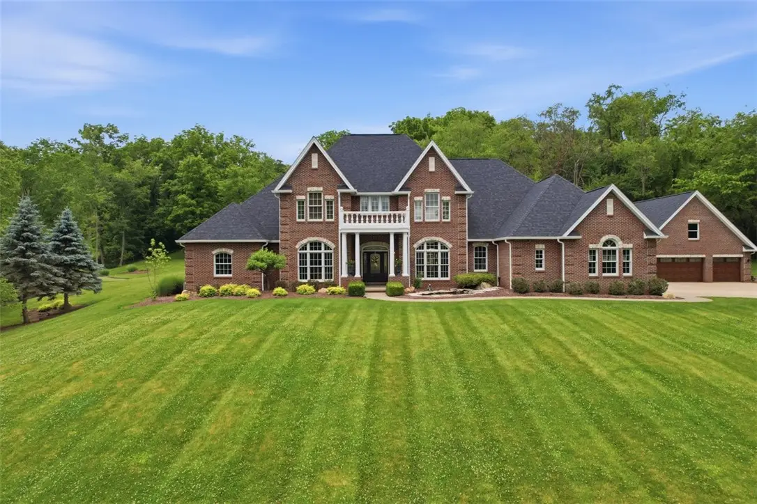 100 Angerer Rd, Canonsburg, PA 15317 - #1