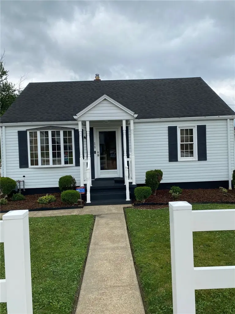 11 S Oak St, Fairchance, PA 15436 - #1