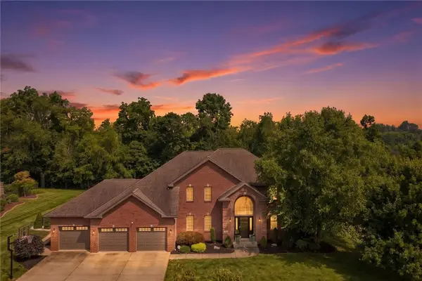 489 Lockport Drive, North Huntingdon, PA 15642