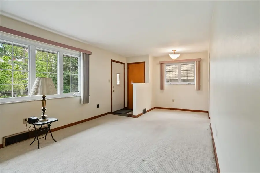 33 Perry St, Pittsburgh, PA 15209 - #2