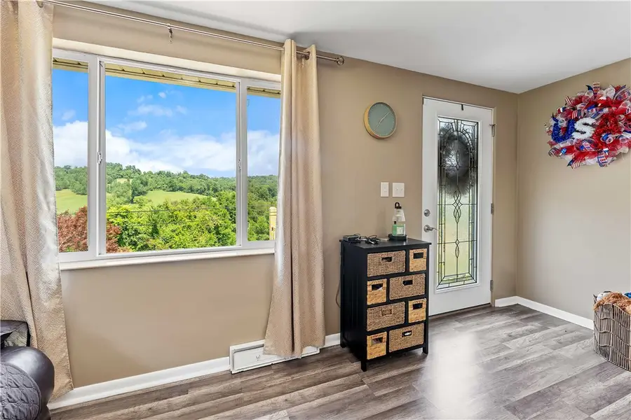 855 Davis School Rd, Washington, PA 15301 - #3