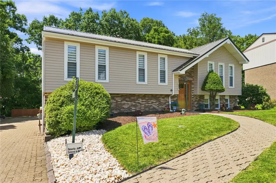 1737 Grove Crest Drive, Pittsburgh, PA 15239 - #2