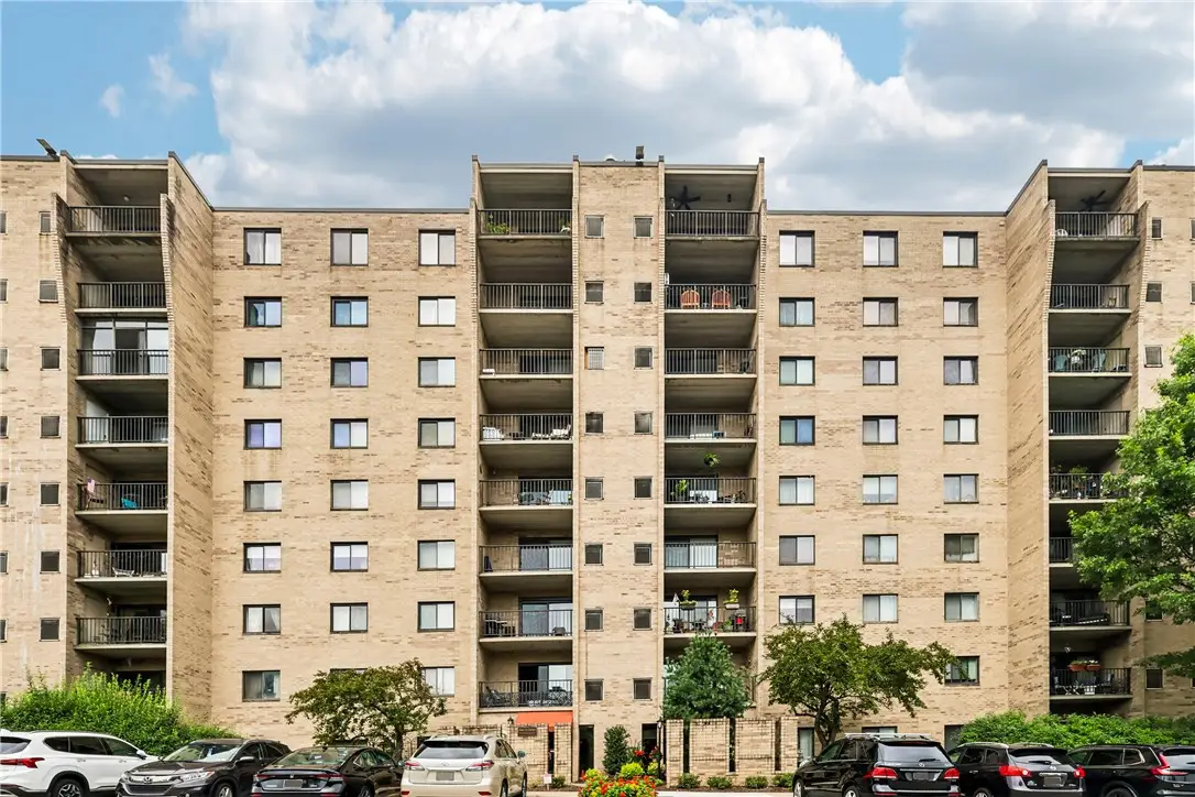 1400 Smokey Wood Dr #804, Pittsburgh, PA 15218 - #1