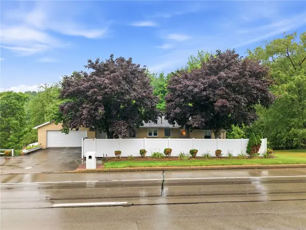 2552 S Hermitage Rd, Hermitage, PA 16148