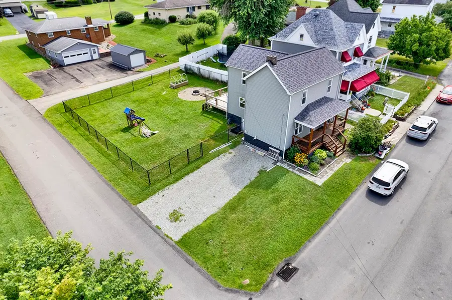 626 Painter St, Everson, PA 15631 - #3