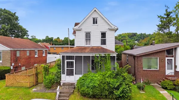 912 Waddell Ave, Clairton, PA 15025