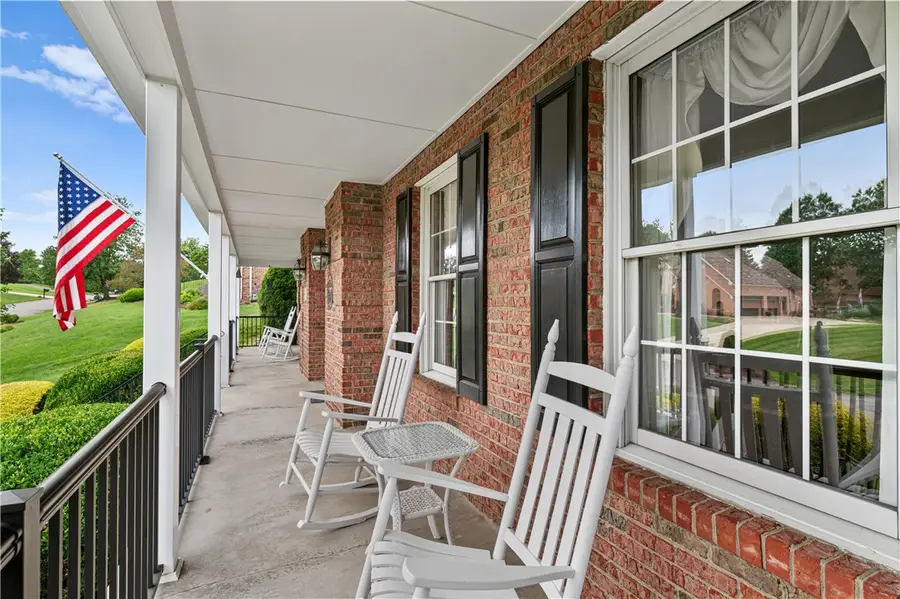 106 Springbrooke Dr, Venetia, PA 15367 - #2