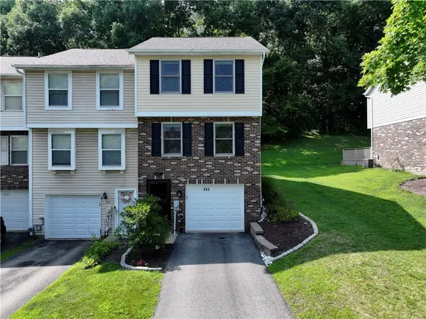 383 Shady Ridge Dr, Monroeville, PA 15146