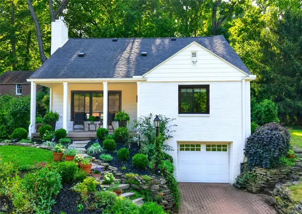 137 Riverview Ter, Pittsburgh, PA 15215