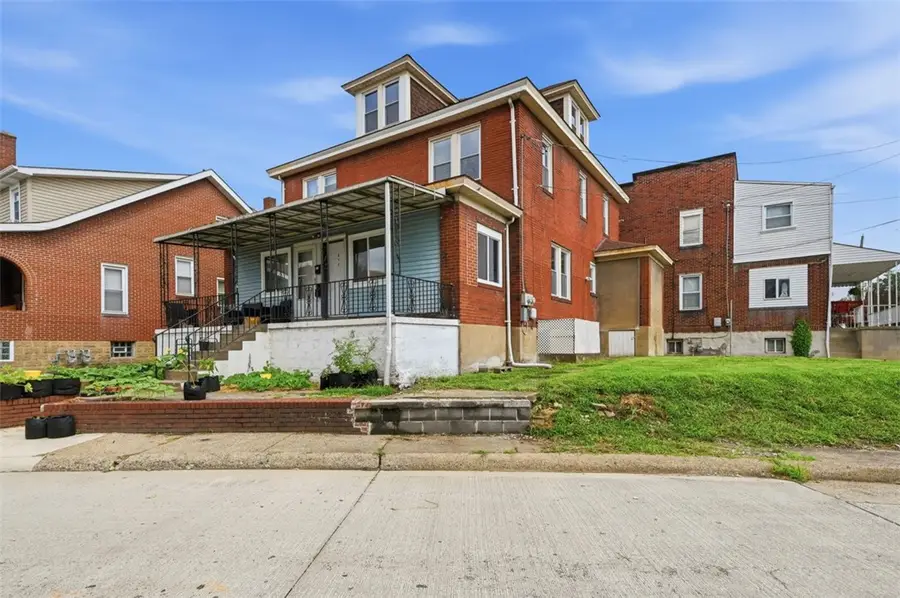 239 Waddell Ave, Clairton, PA 15025 - #3