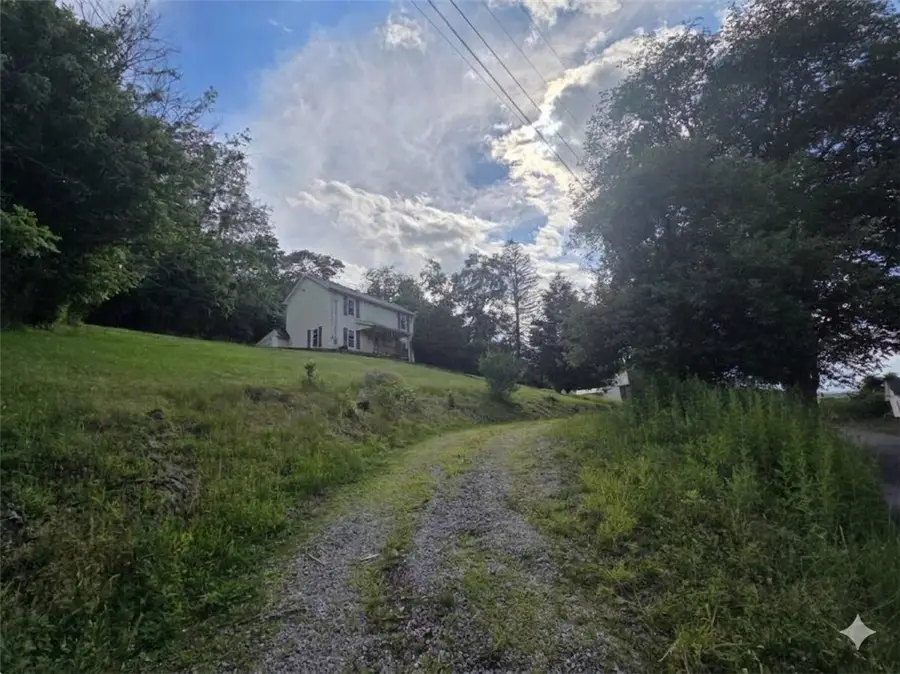 5773 Harrison Ave, Export, PA 15632 - #2