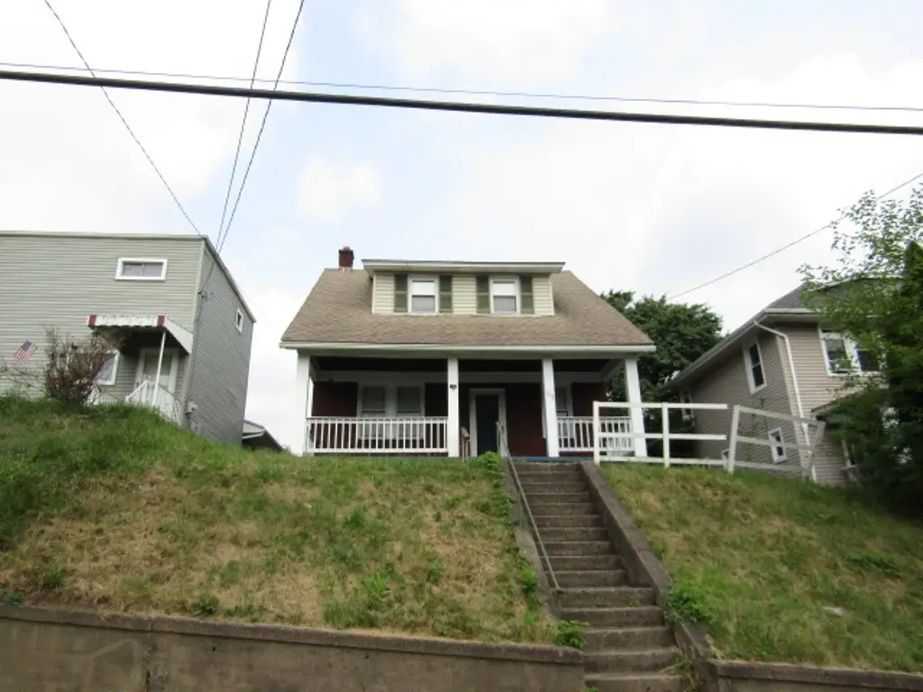 128 Carnegie Ave, Clairton, PA 15025 - #1
