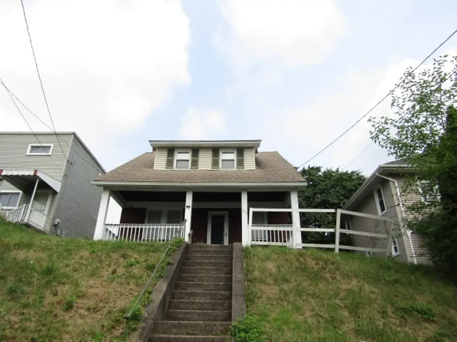 128 Carnegie Ave, Clairton, PA 15025 - #2