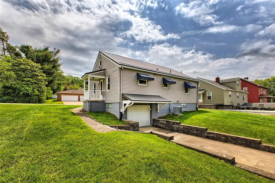 1108 Oak Street, Connellsville, PA 15425 - #2