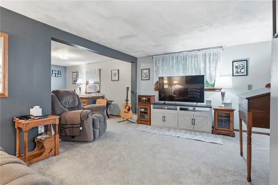 541 Old State Route 66, Greensburg, PA 15601 - #3