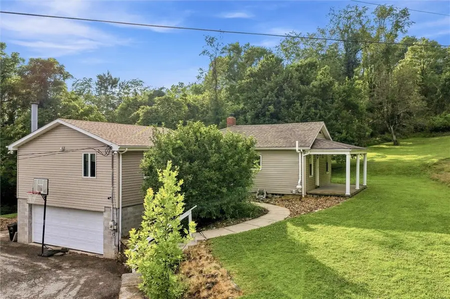 2560 Pleasant Valley Rd, Murrysville, PA 15668 - #3