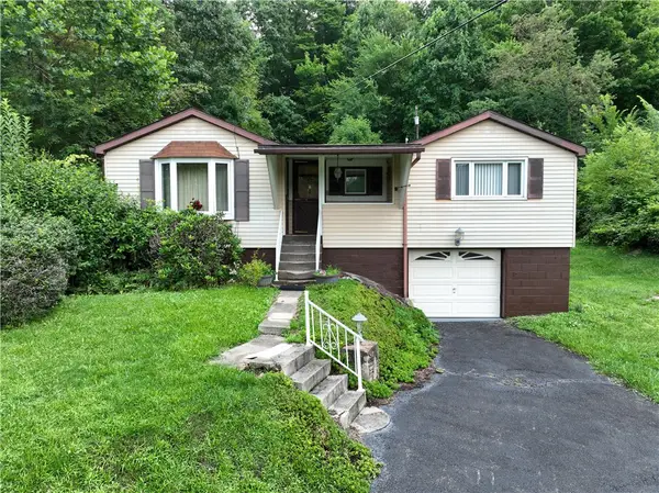 513 Three Mile Hl, Mount Pleasant, PA 15666