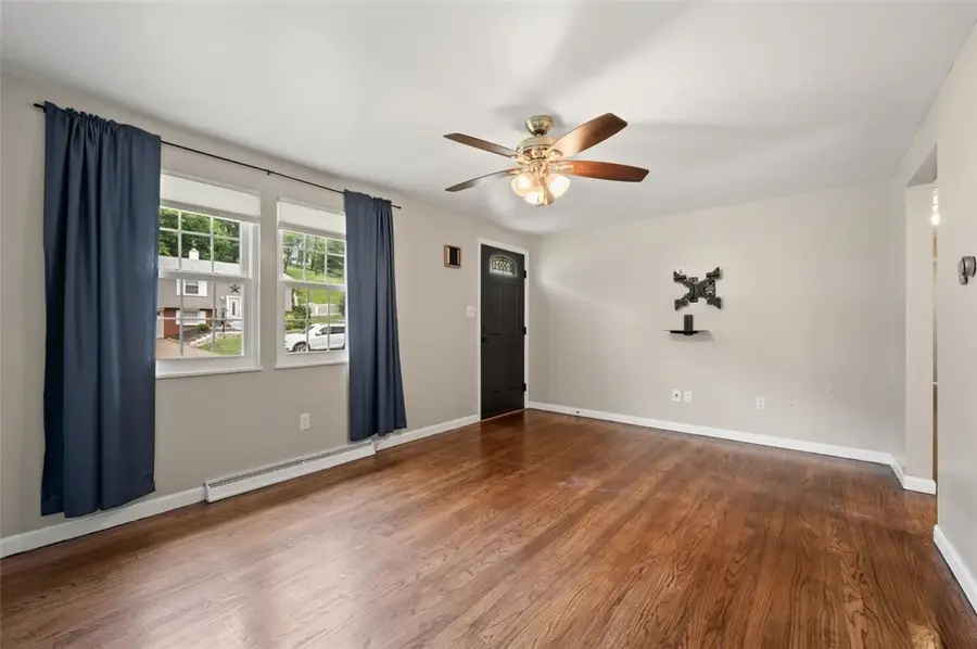 607 Stoneridge Dr, Allison Park, PA 15101 - #3