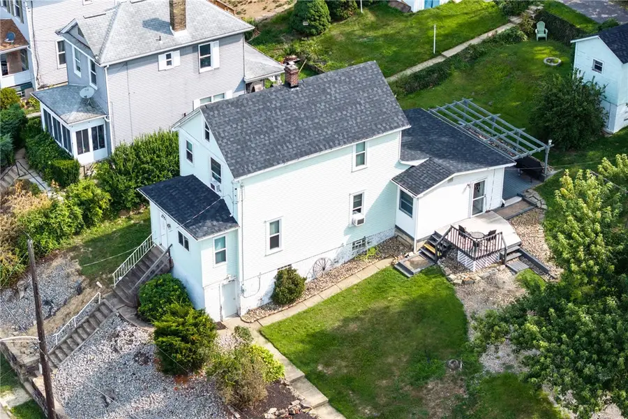 1305 4th Ave, Conway, PA 15027 - #2