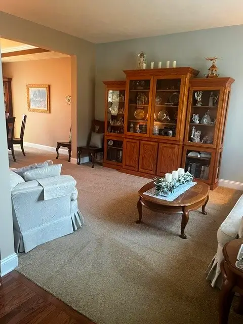 615 Scenic Ridge Dr, Venetia, PA 15367 - #2