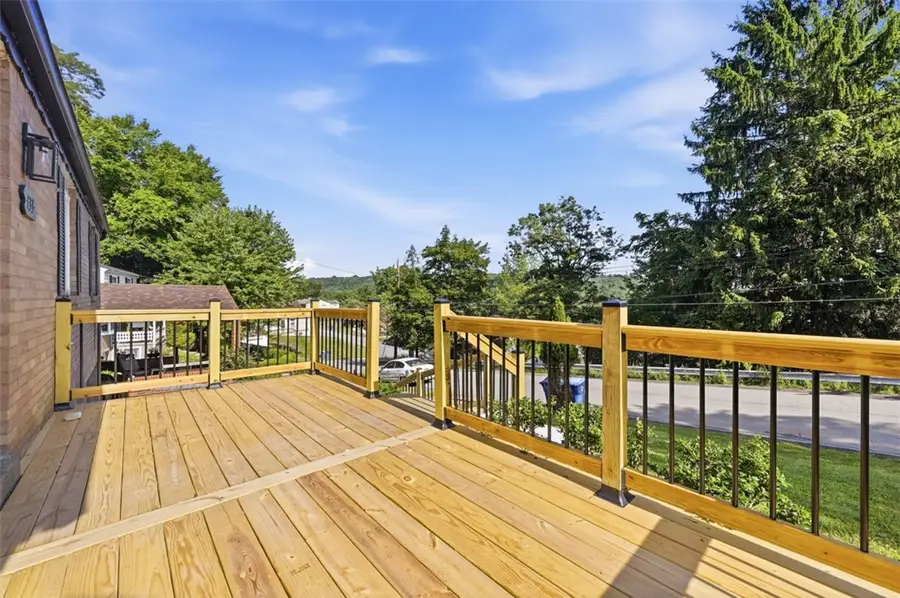 133 Phyllis Drive, Pittsburgh, PA 15235 - #2