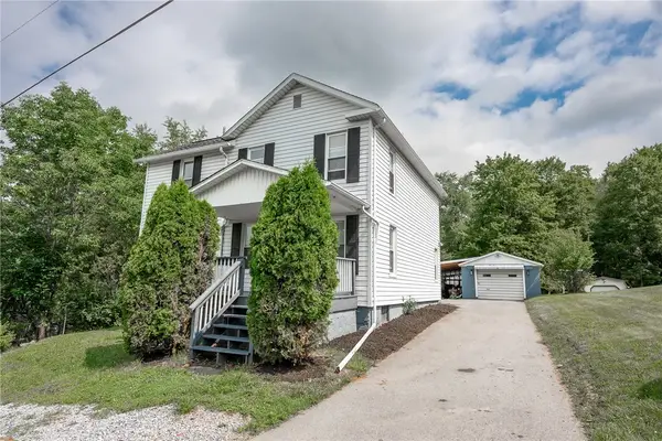 529 Seward St, Seward, PA 15954
