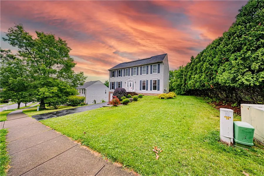 341 Indian Ridge Dr, Coraopolis, PA 15108 - #2