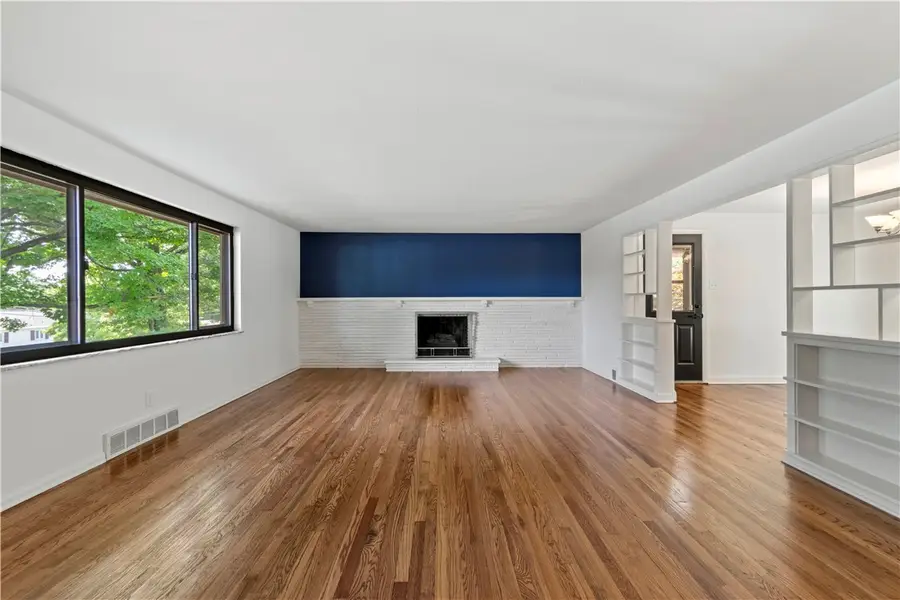 4778 S Emblem Dr, Pittsburgh, PA 15236 - #3