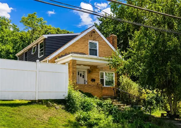 612 Pine St, Ambridge, PA 15003