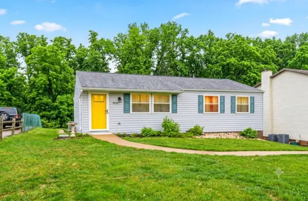 1952 Colleen Dr., North Huntingdon, PA 15642