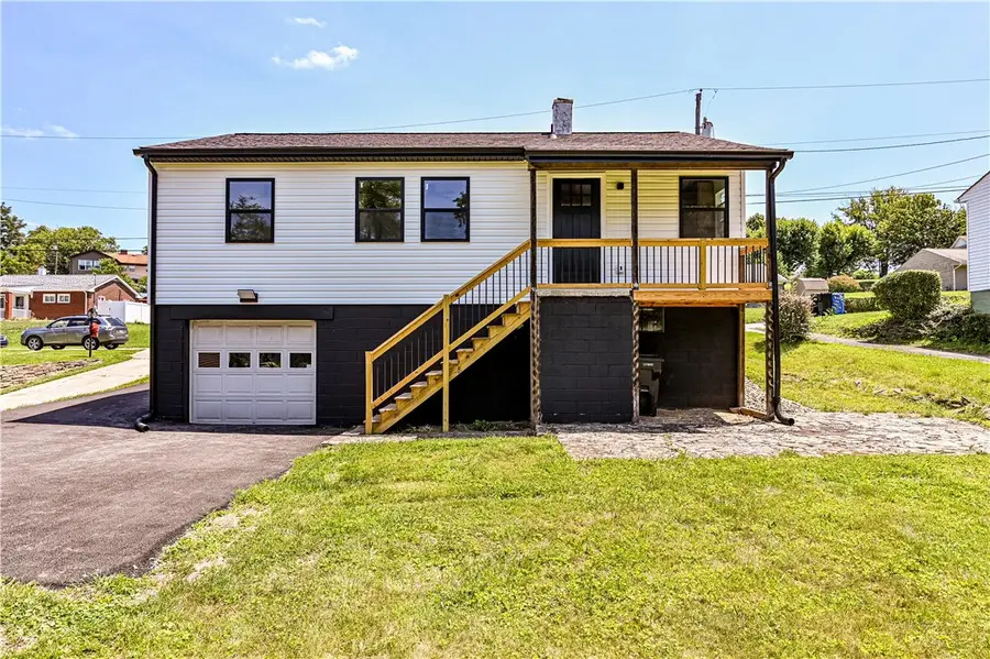 220 Porter Drive, Irwin, PA 15642 - #2