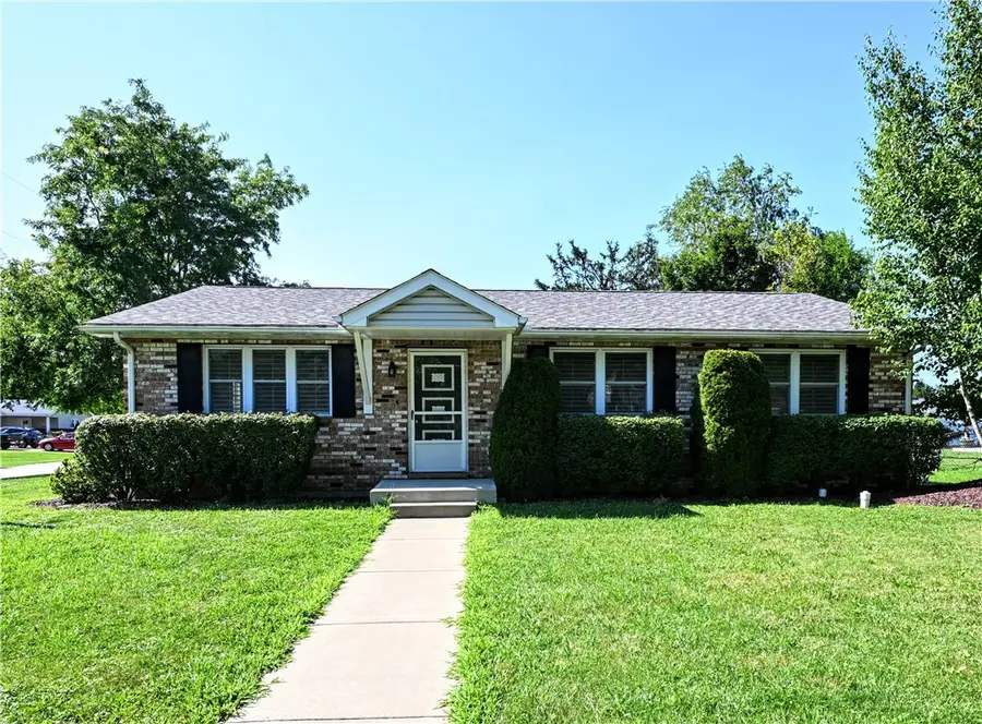 217 Vernon Ave, Belle Vernon, PA 15012 - #2
