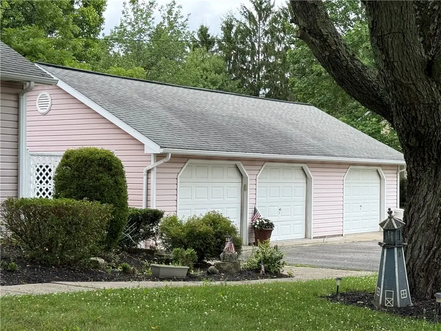 5122 Mccandless Rd, Butler, PA 16001 - #3