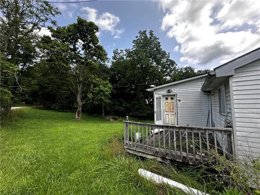 648 Old Hickory Ridge Rd, Washington, PA 15301 - #3