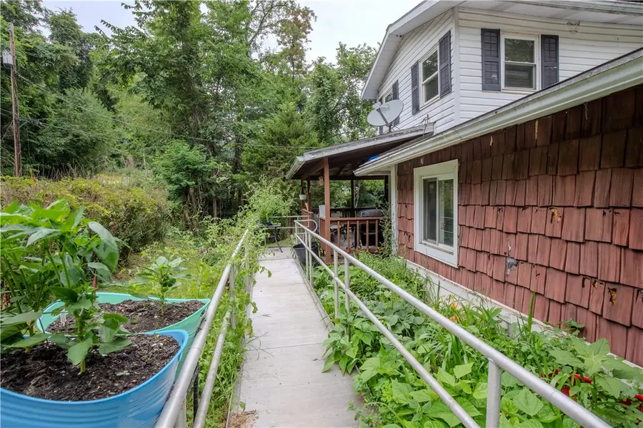 103 Wise Rd, Greensboro, PA 15338 - #2