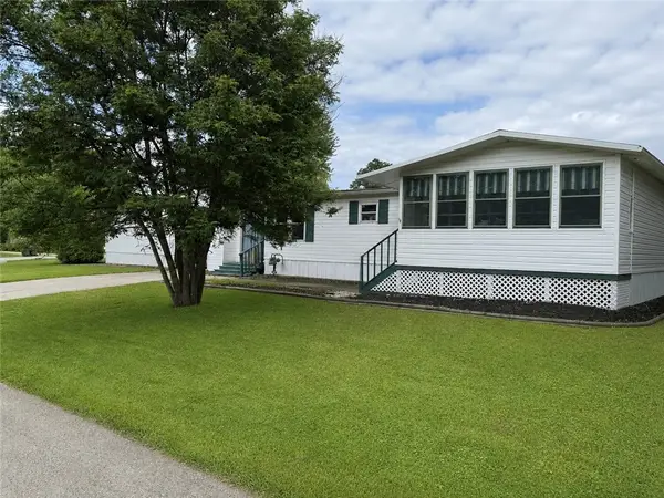 31 Oakview Dr, Beaver Falls, PA 15010