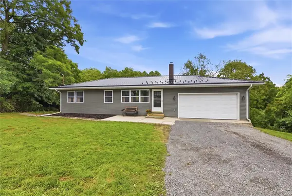 2251 Mercer West Middlesex Rd, West Middlesex, PA 16159
