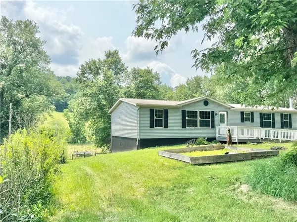 955 S Bridge Rd, Prosperity, PA 15329