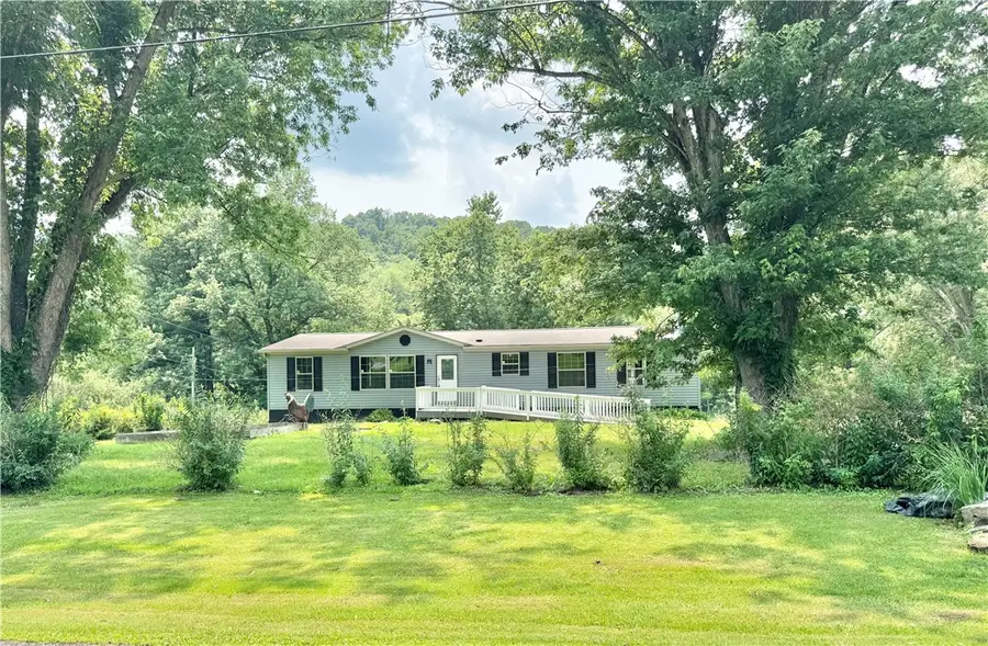 955 S Bridge Rd, Prosperity, PA 15329 - #2