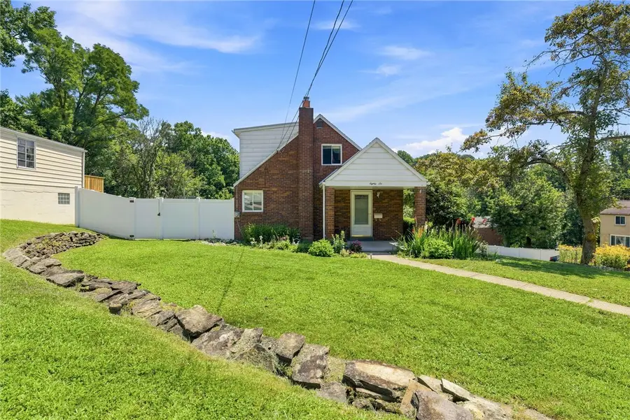 86 Glenview Ave, Greensburg, PA 15601 - #3
