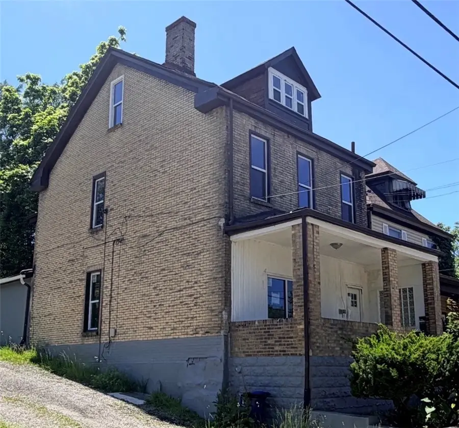 522 Freeland St, Pittsburgh, PA 15210 - #2