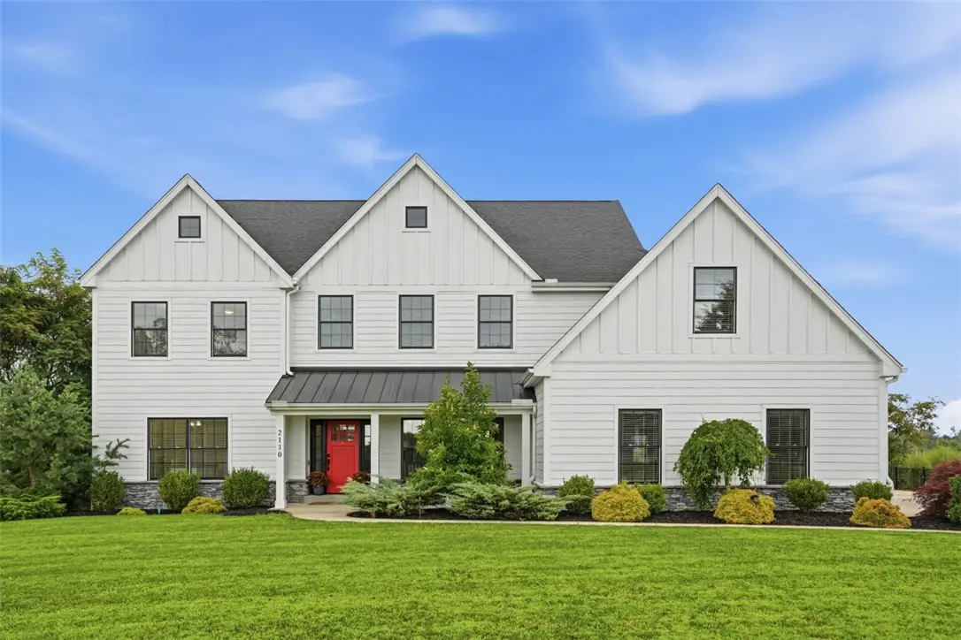 2110 Johns Ridge Rd, Moon, PA 15108 - #1