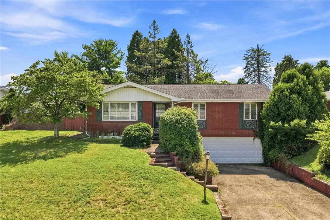 38 Jefferson Ave, Monessen, PA 15062 - #1