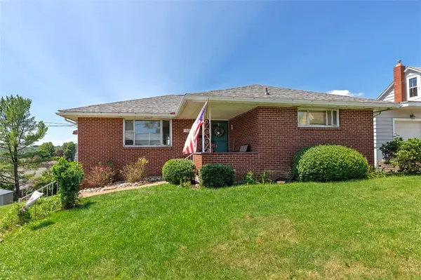 1522 Oak St, Greensburg, PA 15601