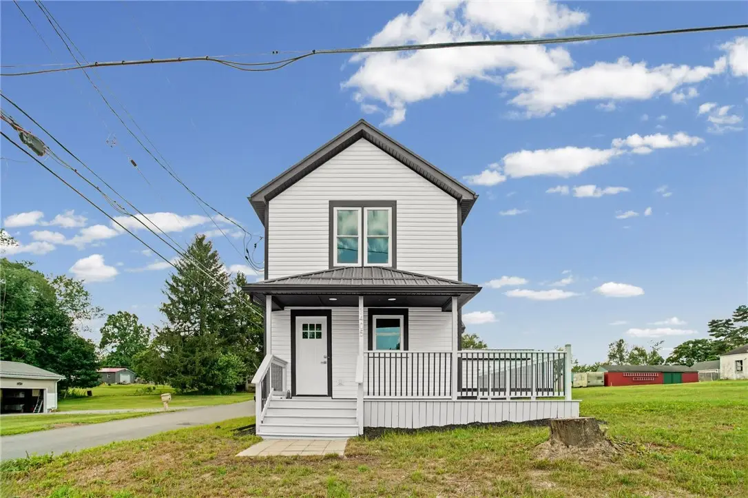 1405 Francis St, Ellwood City, PA 16117 - #1